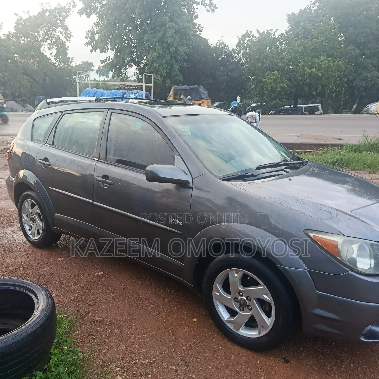 Pontiac Vibe Automatic 2003 Gray