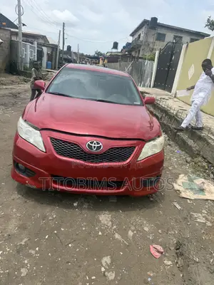 Toyota Camry SE 4dr Sedan (2.5L 4cyl 6AM) 2010 Red