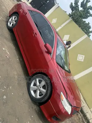 Toyota Camry SE 4dr Sedan (2.5L 4cyl 6AM) 2010 Red