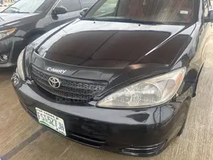 Toyota Camry LE 4dr Sedan (2.4L 4cyl 5M) 2003 Black
