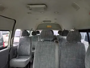 Toyota HiAce 2013 White
