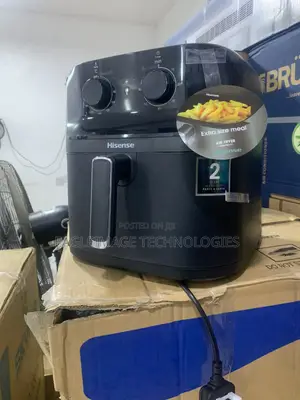 Hisense HO8AFBK1S1 Air Fryer With Huge 8-Litre Frying Pan
