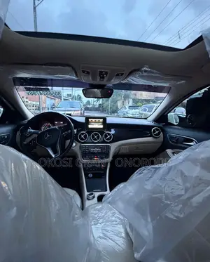 Mercedes-Benz GLA 250 2015 White