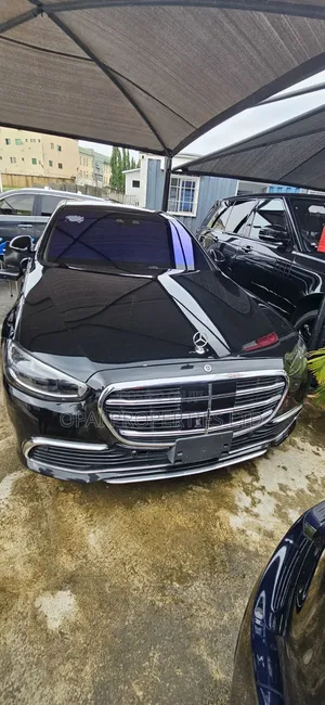 Mercedes-Benz S-Class 2022 Black
