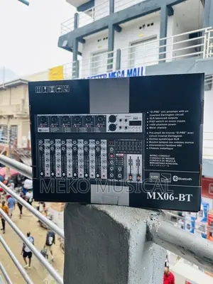 Yamaha 8 Channels Mixer