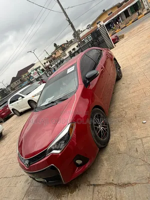 Toyota Corolla S 4dr Sedan (1.8L 4cyl CVT) 2015 Red