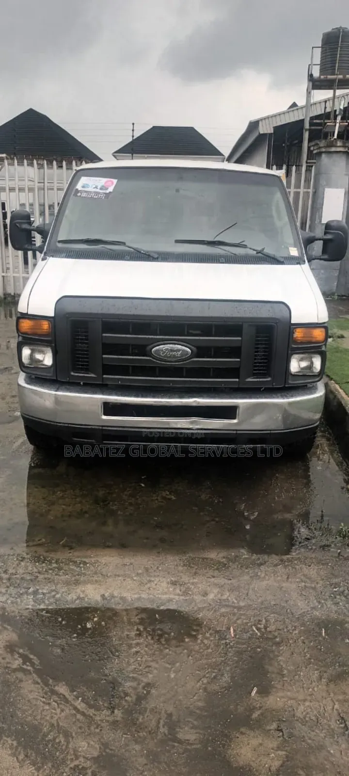 Ford E350 2010 White