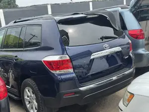 Toyota Highlander Limited 2012 Blue