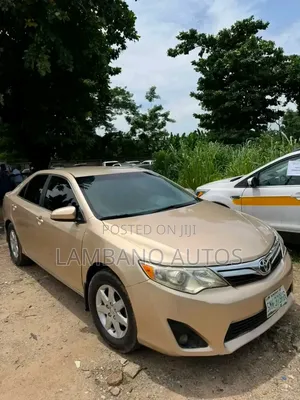Toyota Camry 2013 Gold
