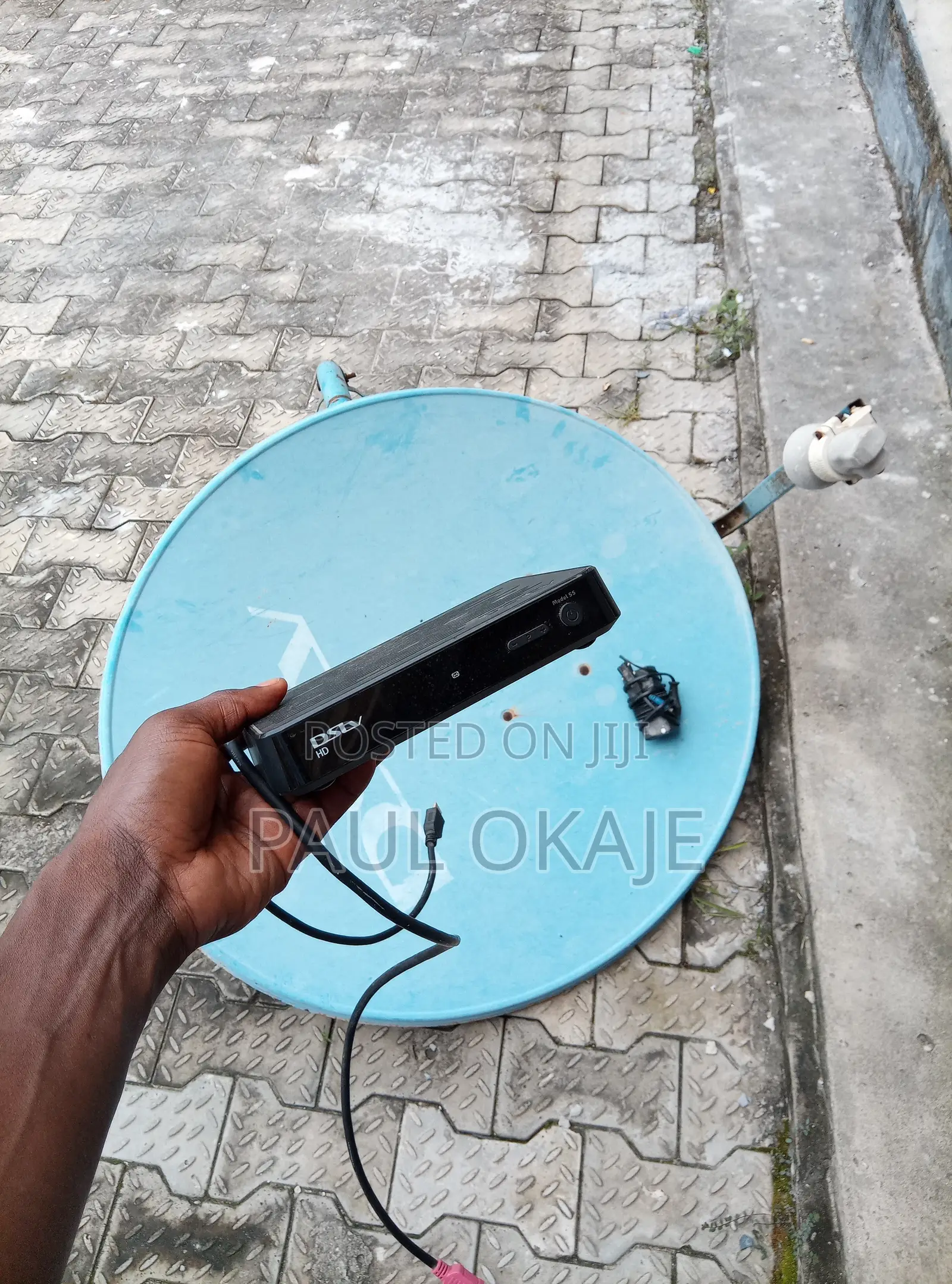 DSTV Decoder