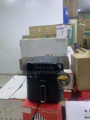 Oil-Free Cooking: Hisense 8L Air Fryer HO8AFBK1S1