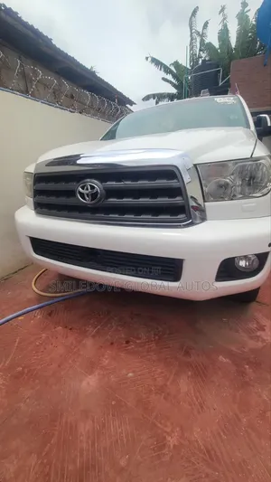 Toyota Sequoia 2012 White