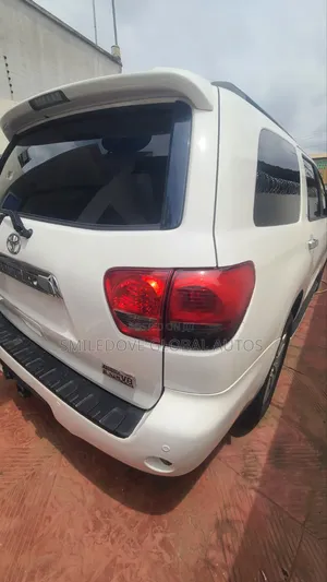 Toyota Sequoia 2012 White