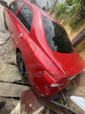 Toyota Corolla 2012 Red