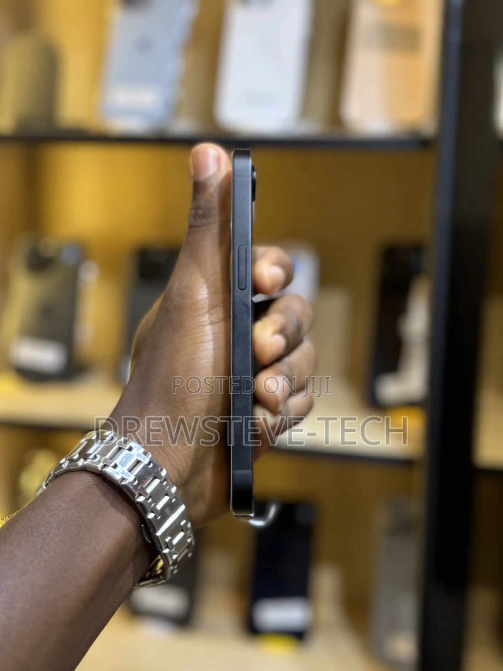 Apple iPhone 16e 128 GB Black