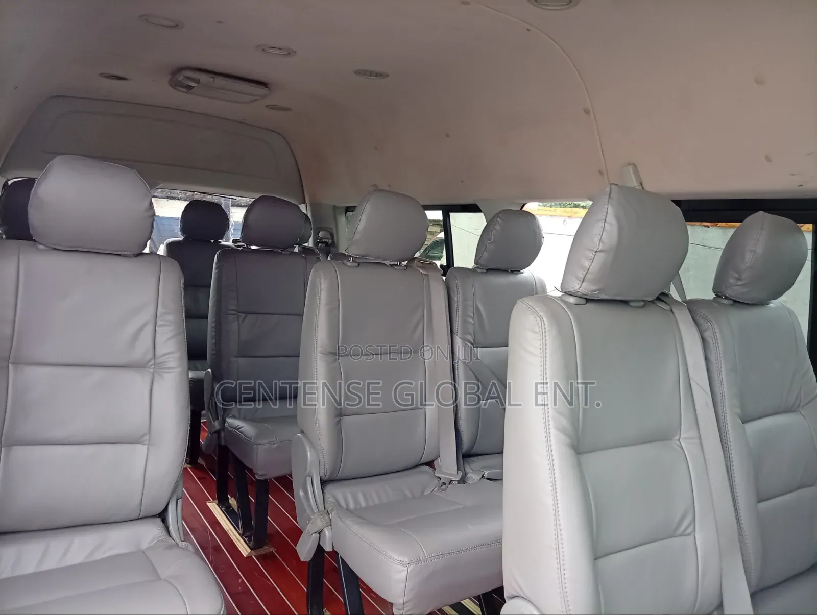 Toyota HiAce 2012 White