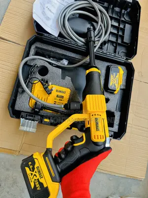 Dewalt Cordless Pressure Washer With Extra Battery