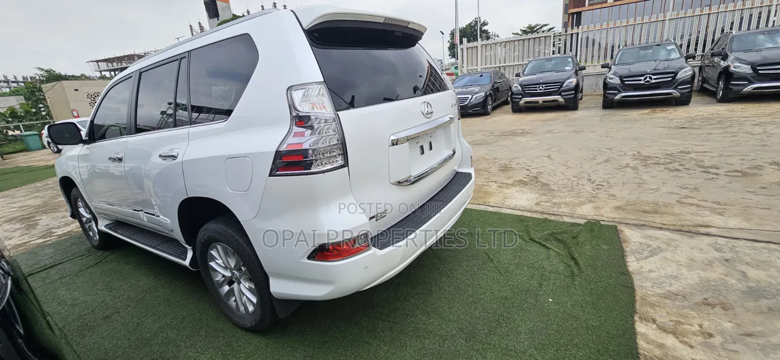 Lexus GX 2014 White