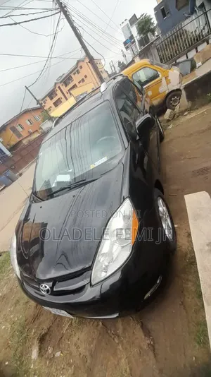 Toyota Sienna LE 2008 Black