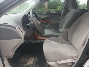 Toyota Corolla 2012 Black