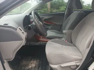 Toyota Corolla 2012 Black