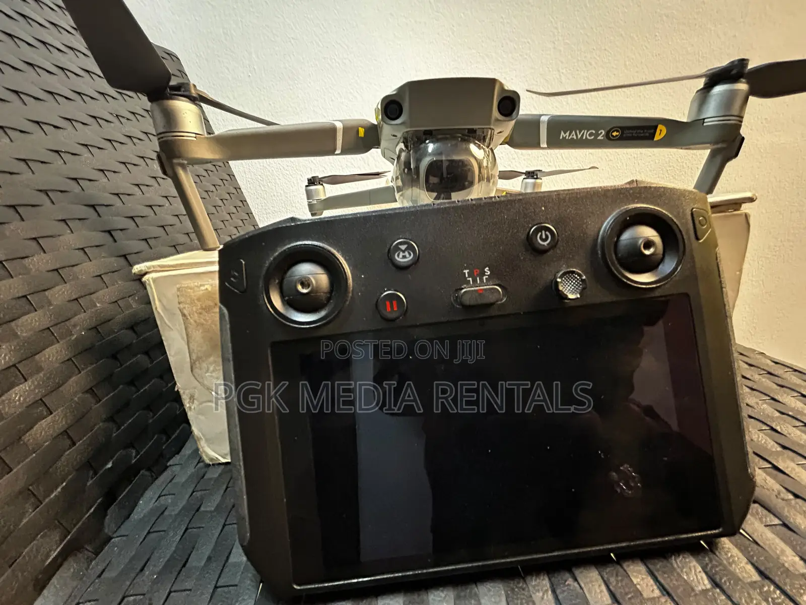 DJI MAVIC 2 PRO (Drone and Controller)
