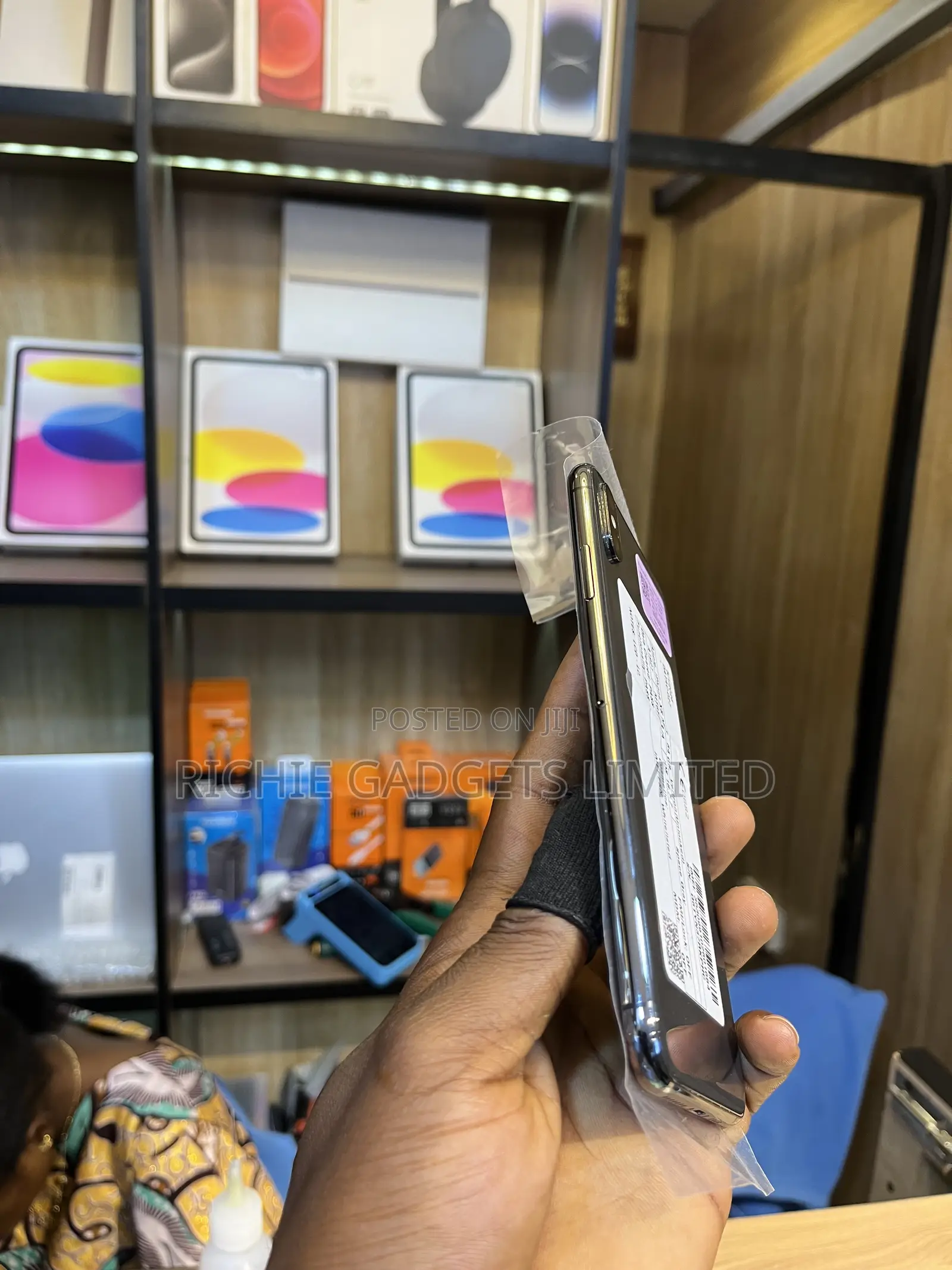 Apple iPhone XS Max 64 GB Black