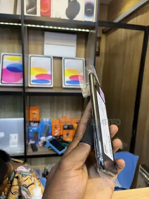 Apple iPhone XS Max 64 GB Black