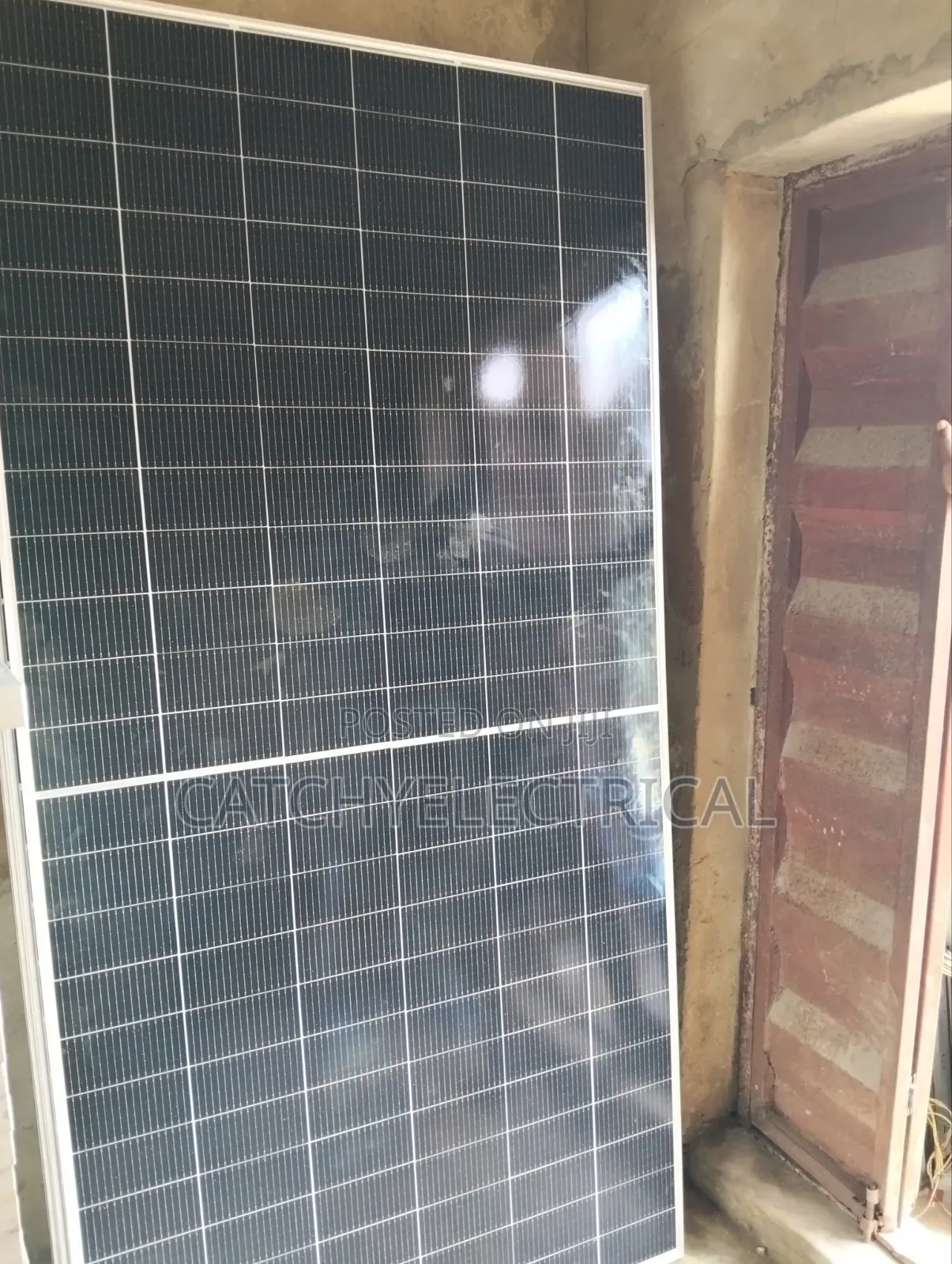 585w Bifacial Solar Panel