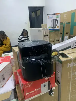 High-Speed Air Circulation Hisense 8L Fryer HO8AFBK1S1