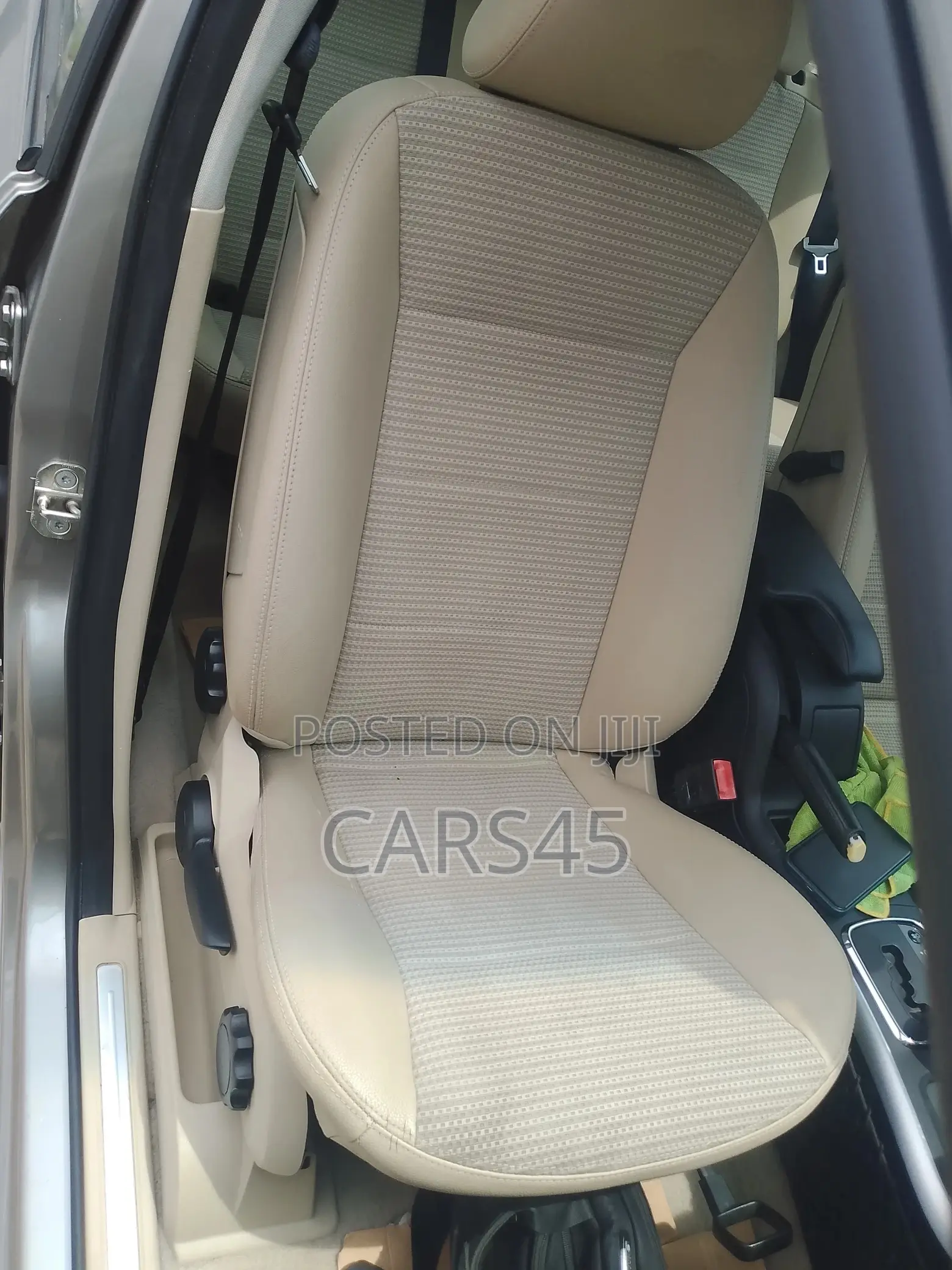 Mercedes-Benz B-Class 2010 Gray