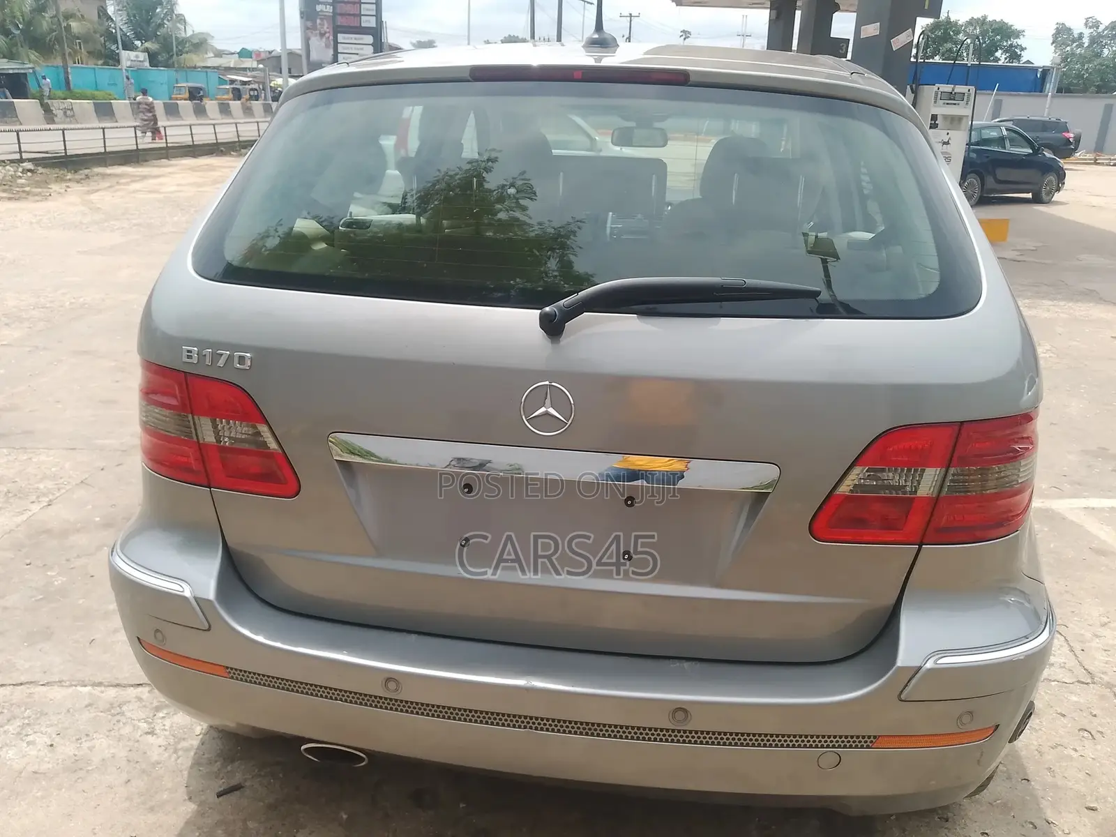 Mercedes-Benz B-Class 2010 Gray