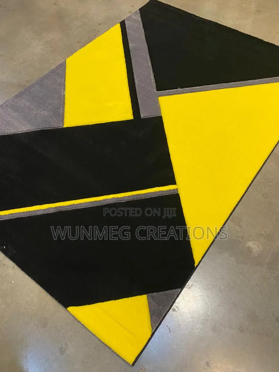 Center Rugs