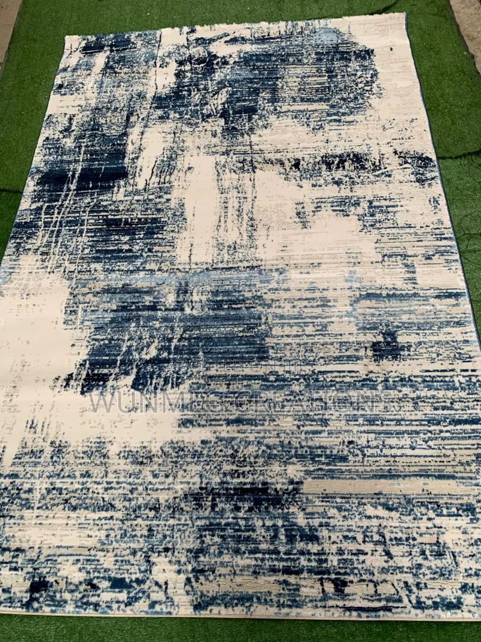 Center Rugs