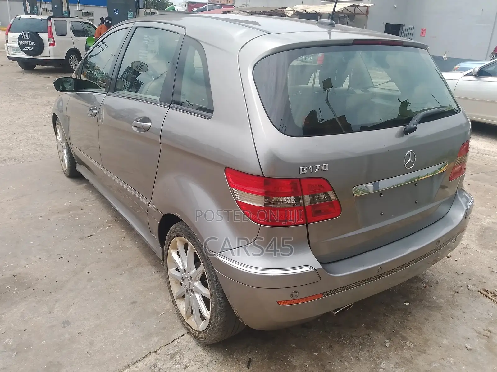 Mercedes-Benz B-Class 2010 Gray