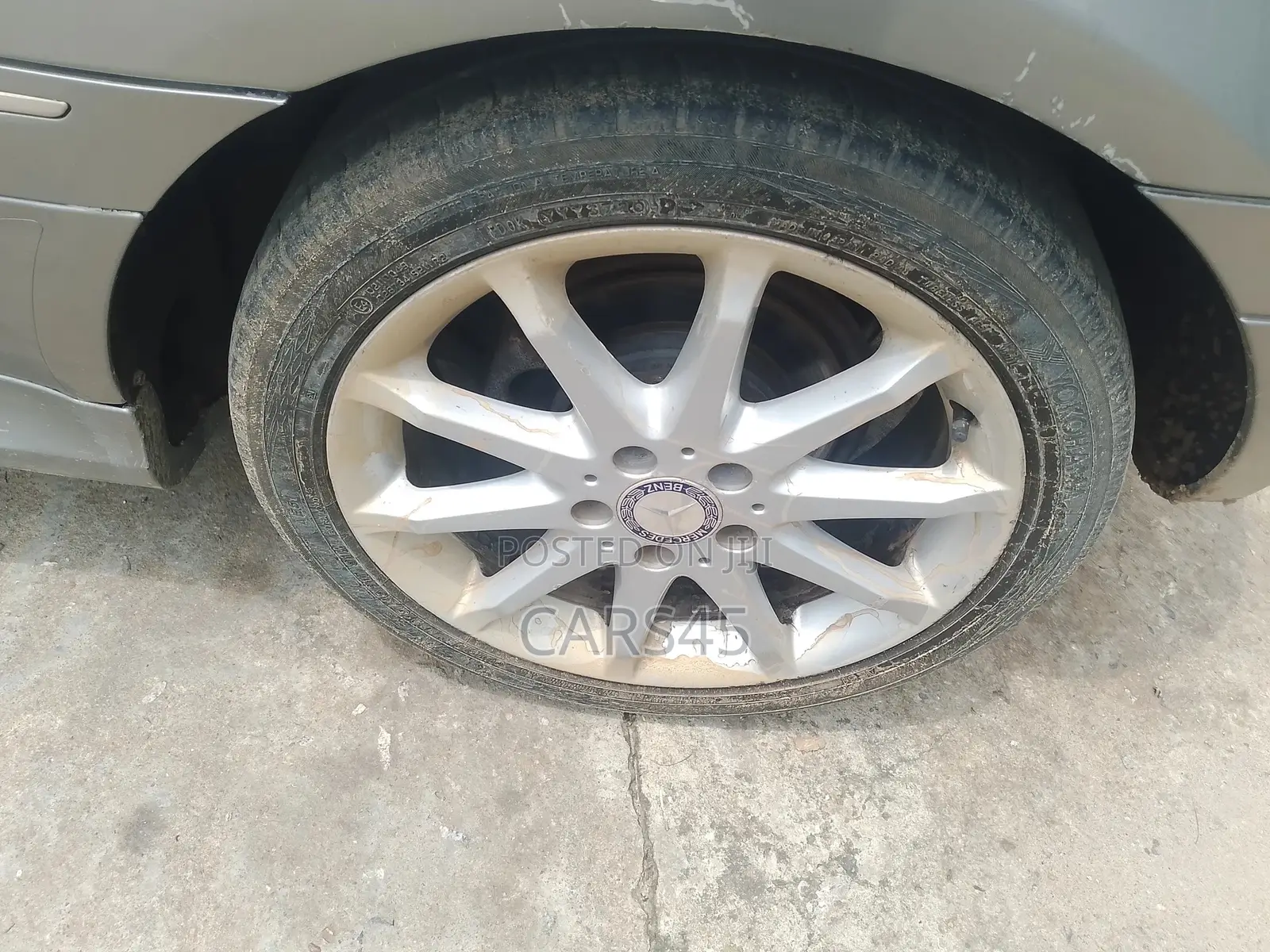 Mercedes-Benz B-Class 2010 Gray