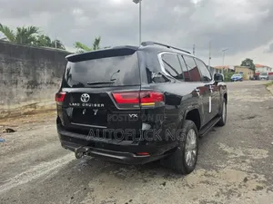 New Toyota Land Cruiser 2025 Black