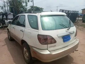 Lexus RX 300 4WD 1999 White