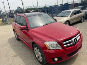 Mercedes-Benz GLK-Class 350 4MATIC 2010 Red