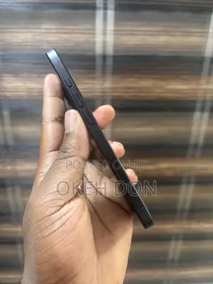 Apple iPhone 16 128 GB Black