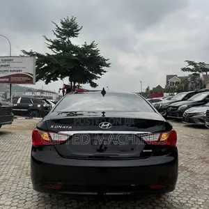 Hyundai Sonata Limited Sedan FWD (2.4L 4cyl 6A) 2013 Black