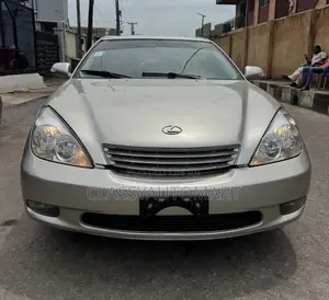 Lexus ES 300 2003 Gold