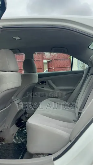 Toyota Camry 2010 White
