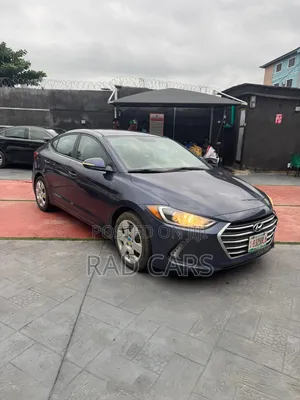 Hyundai Elantra 2018 Blue