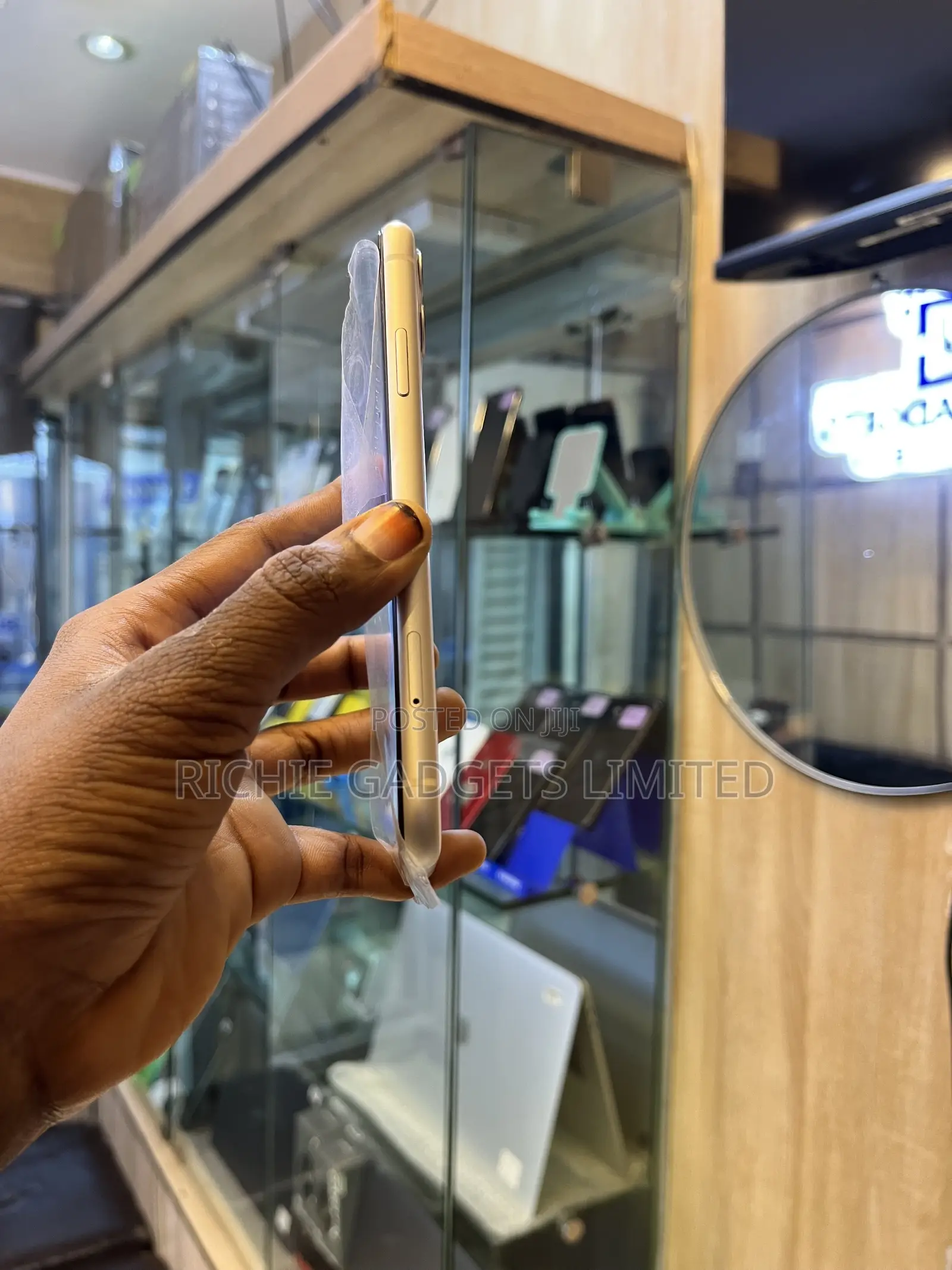 Apple iPhone 11 128 GB White