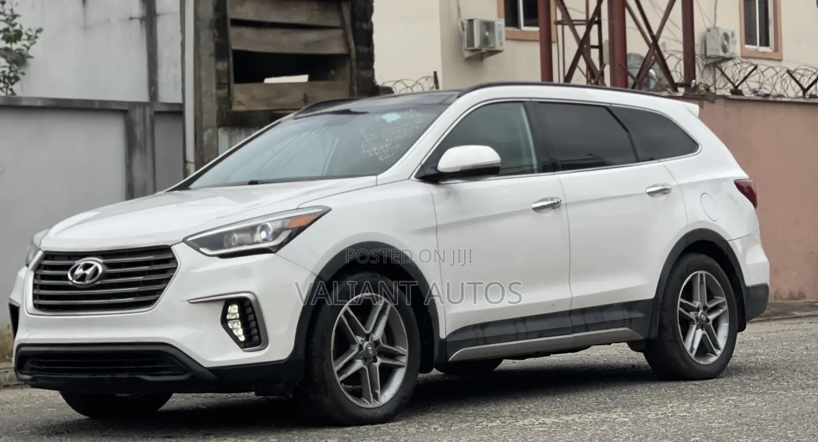 Hyundai Santa Fe 2018 White