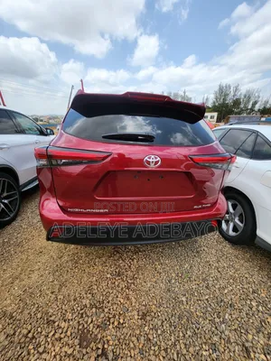 Toyota Highlander 2021 Red