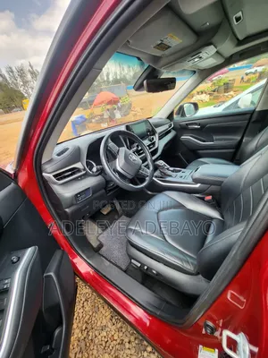 Toyota Highlander 2021 Red