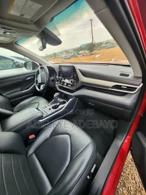 Toyota Highlander 2021 Red
