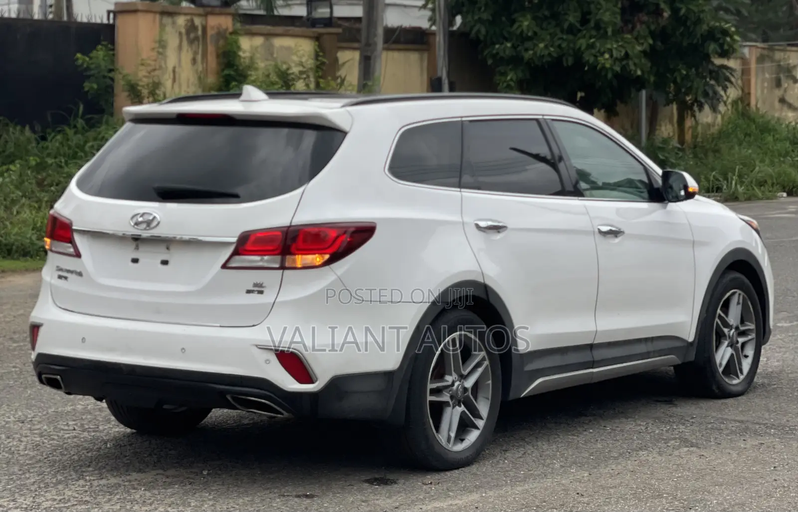 Hyundai Santa Fe 2018 White